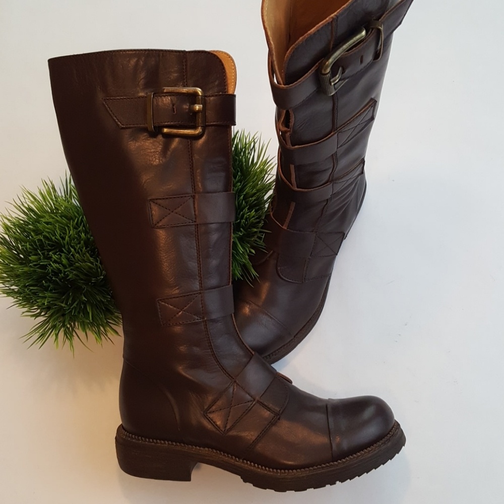 Gidigio Picasso tall brown leather boot